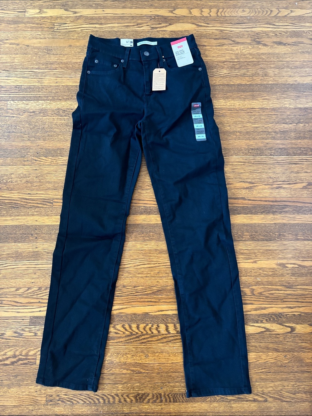Levi's 724 high rise slim straight